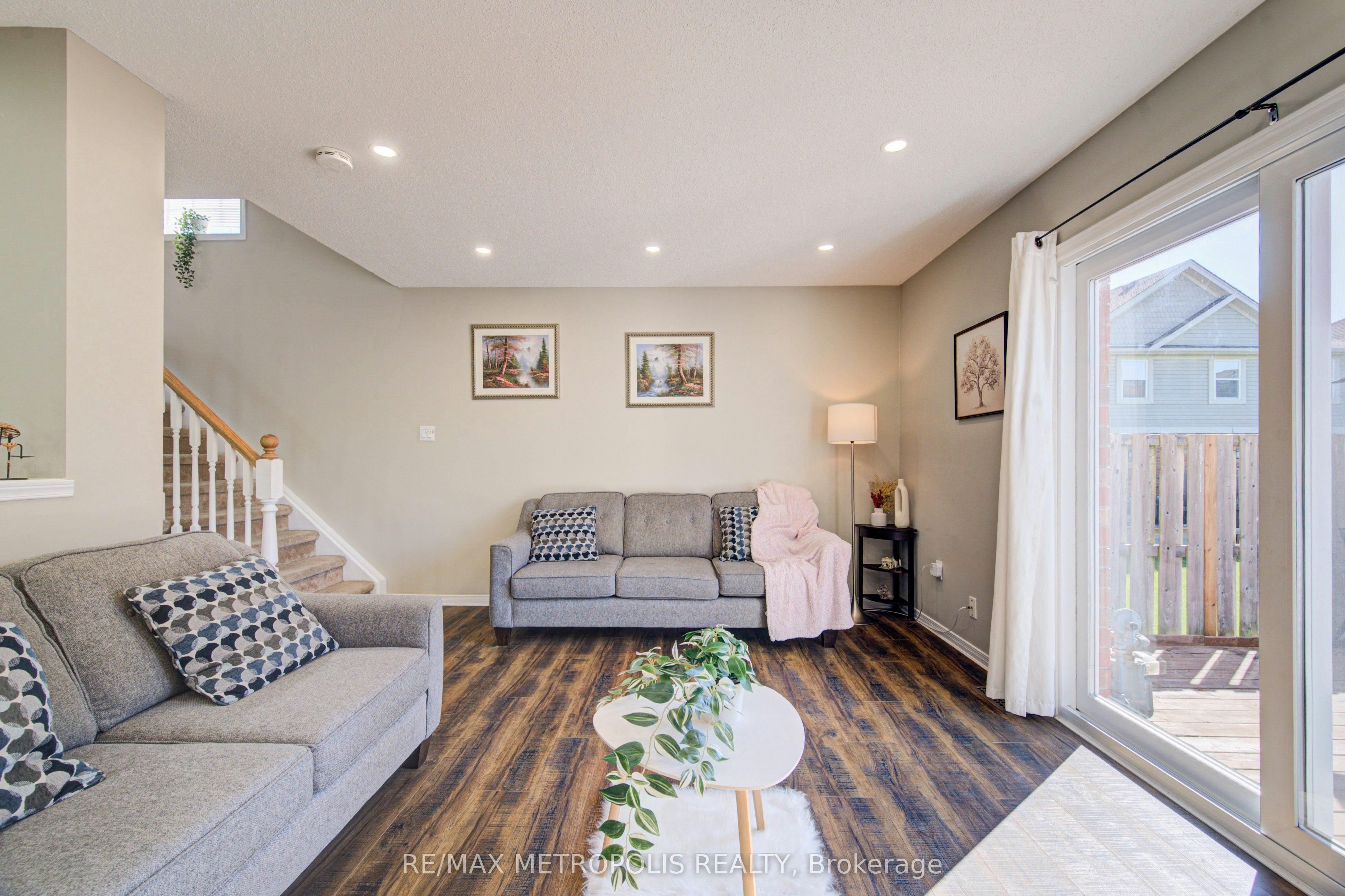 37-124 Gosling Gardens, Guelph, ON, N1G 5K6 - 18