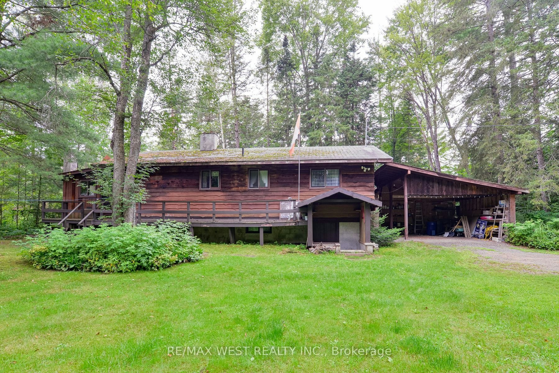 52 Robert Road W, Huntsville, ON, P1H 2J4