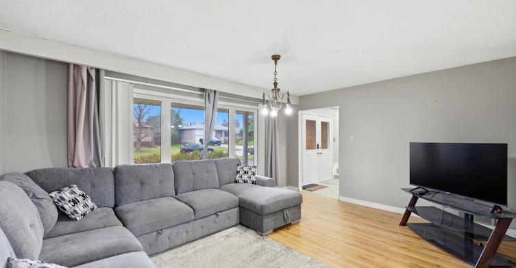 1 Nordale Court, Kawartha Lakes, ON, K9V 4V4 - 5