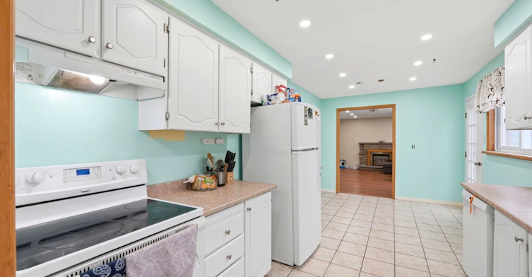 1 Nordale Court, Kawartha Lakes, ON, K9V 4V4 - 7