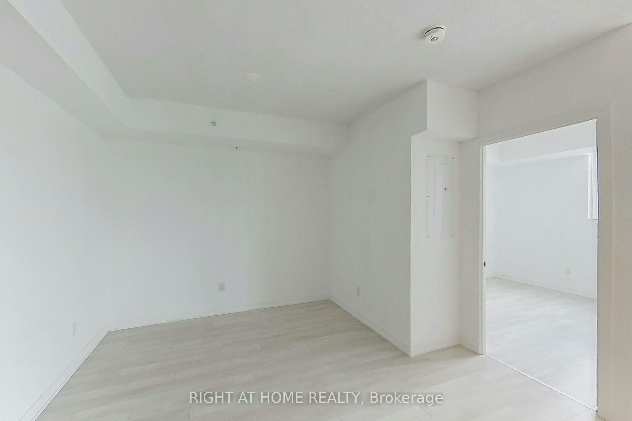 809-550 North Service Road, Grimsby, ON, L3M 0H9 - 19