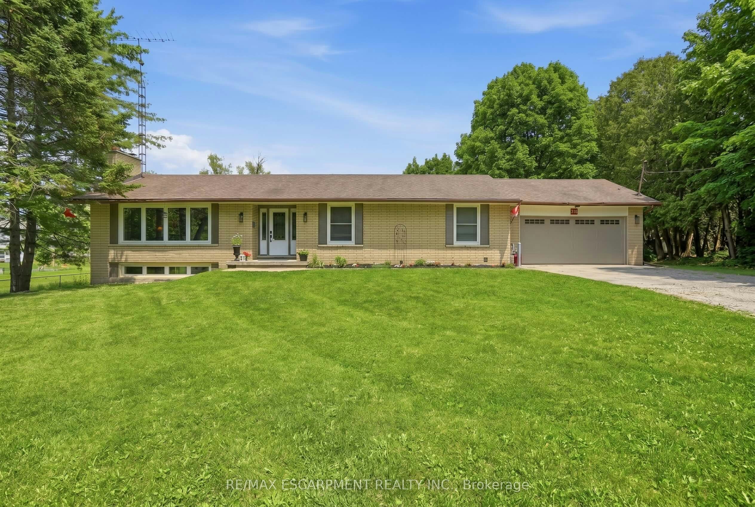 318 Freelton Road, Hamilton, ON, N0B 2J0