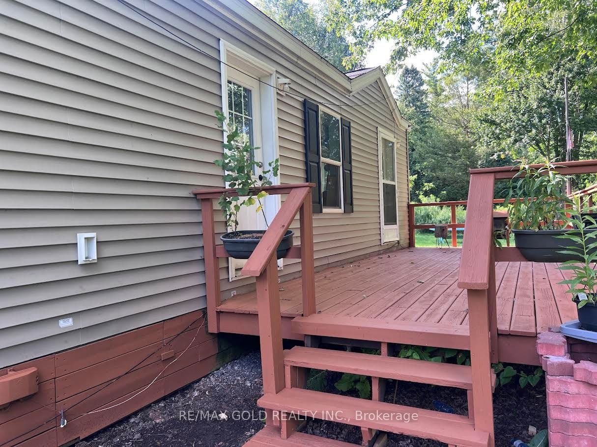 5-292 Freelton Road, Hamilton, ON, L8B 0Z5