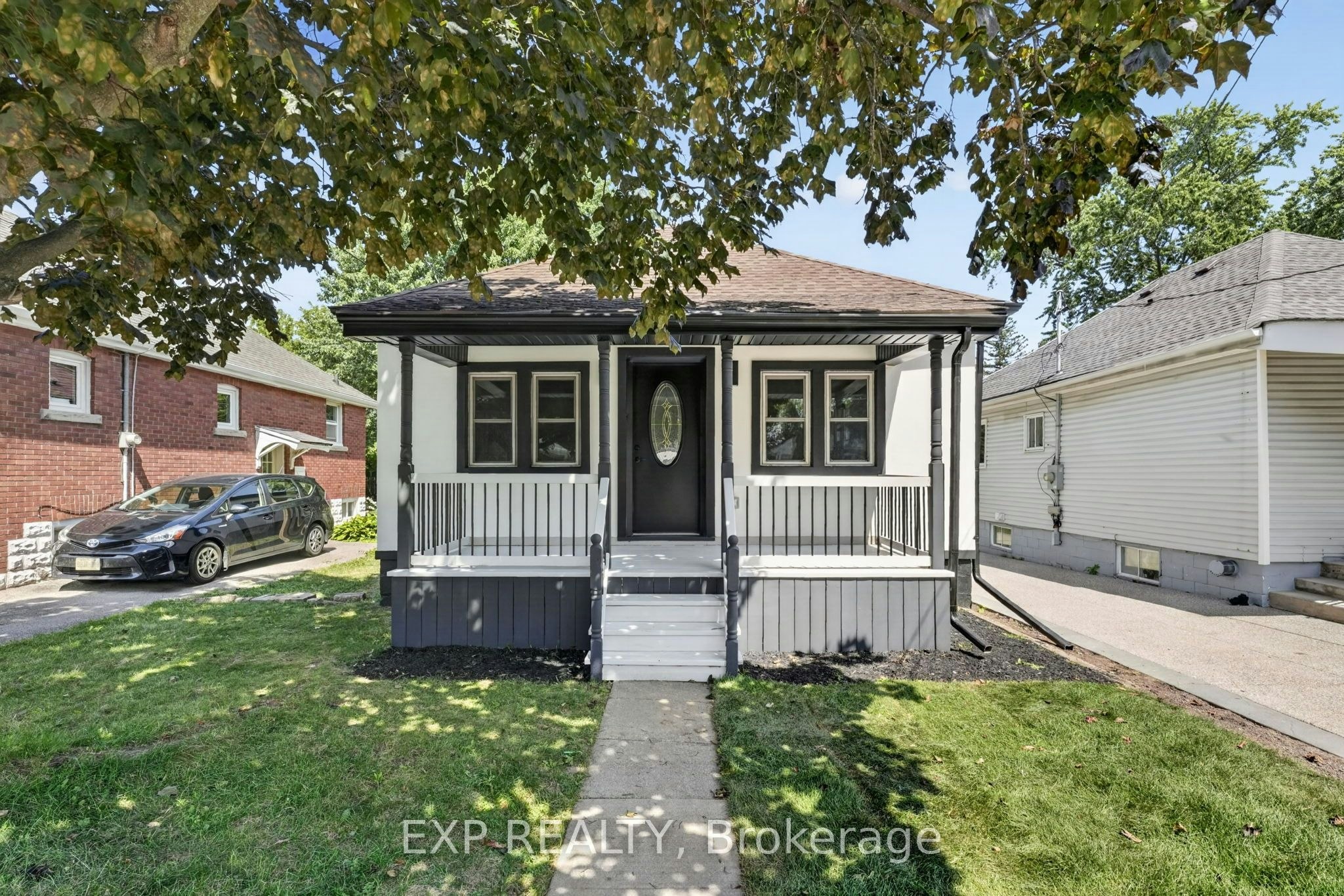 43 Brucedale Avenue E, Hamilton, ON, L9A 1N1