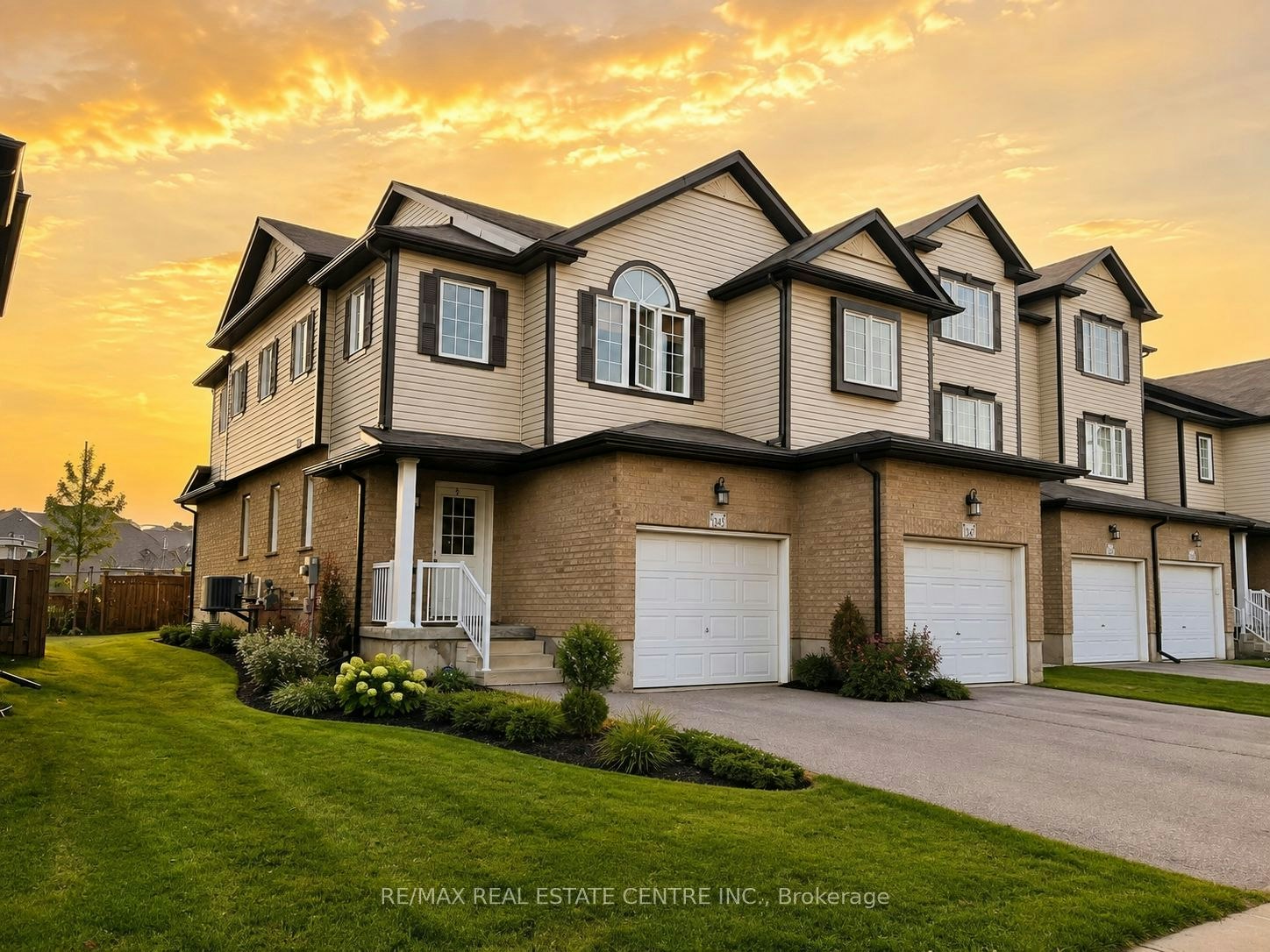 1345 Countrystone Drive, Kitchener, ON, N2N 3R9