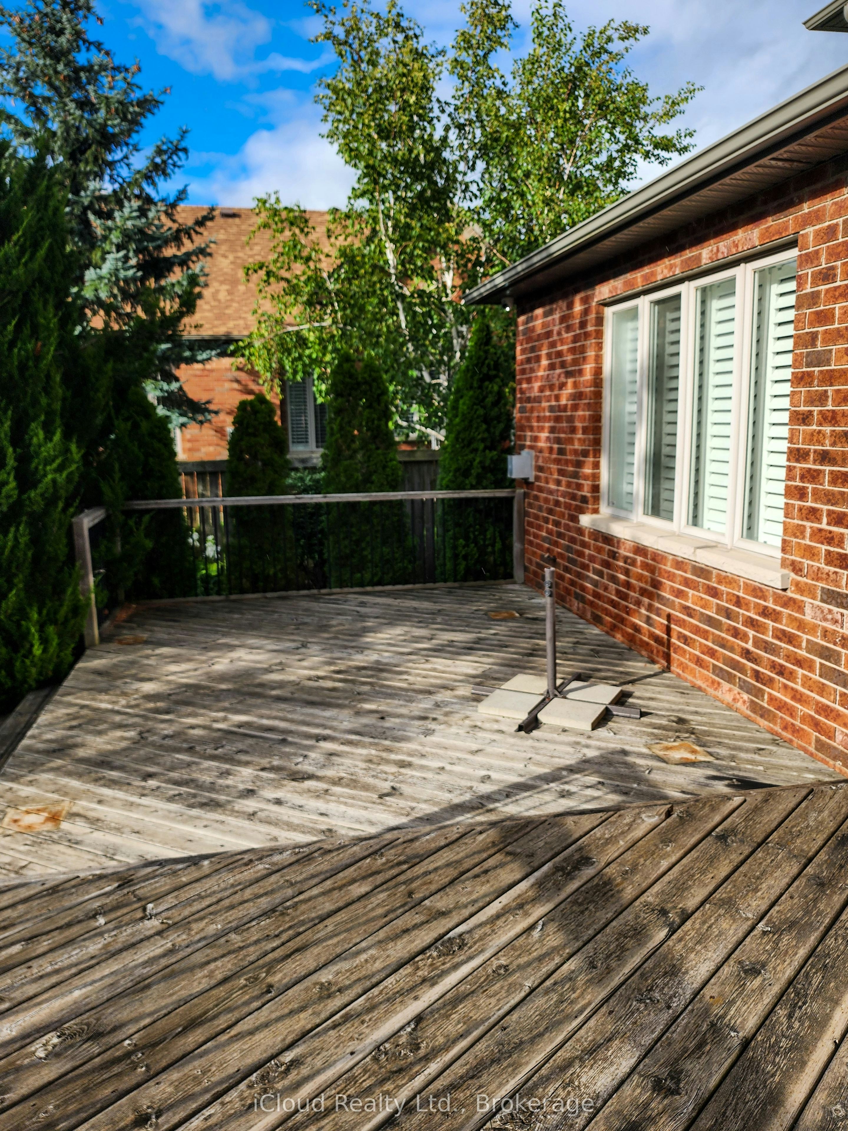 55 Magnificent Way, Hamilton, ON, L0R 1C0 - 23