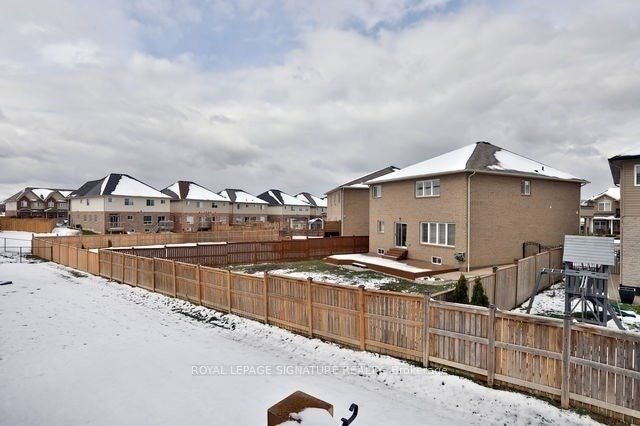 29 Bradbury Road, Hamilton, ON, L8J 0L1 - 31