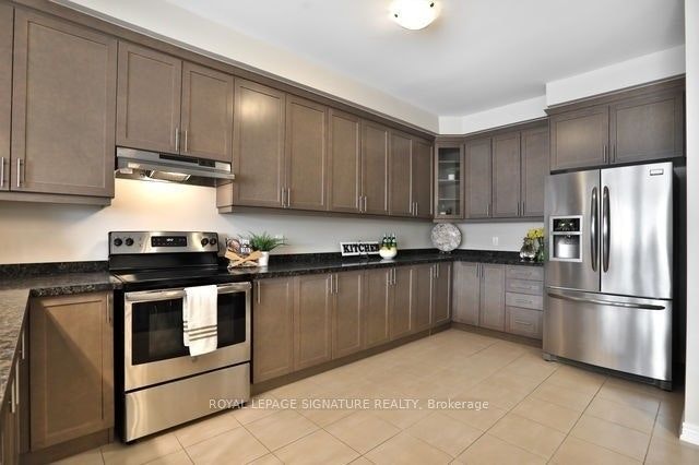 29 Bradbury Road, Hamilton, ON, L8J 0L1 - 9