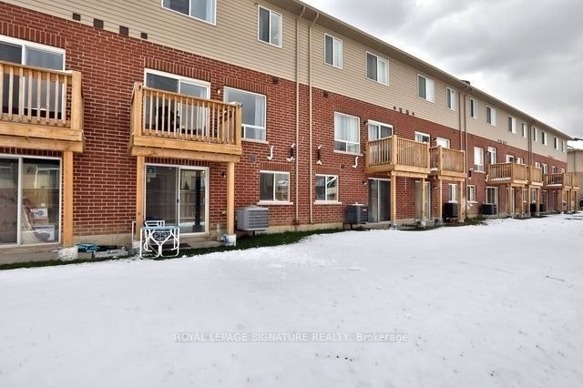 29 Bradbury Road, Hamilton, ON, L8J 0L1 - 34