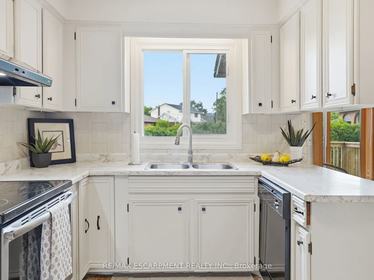 57 Neil Avenue, Hamilton, ON, L8G 2N1 - 15