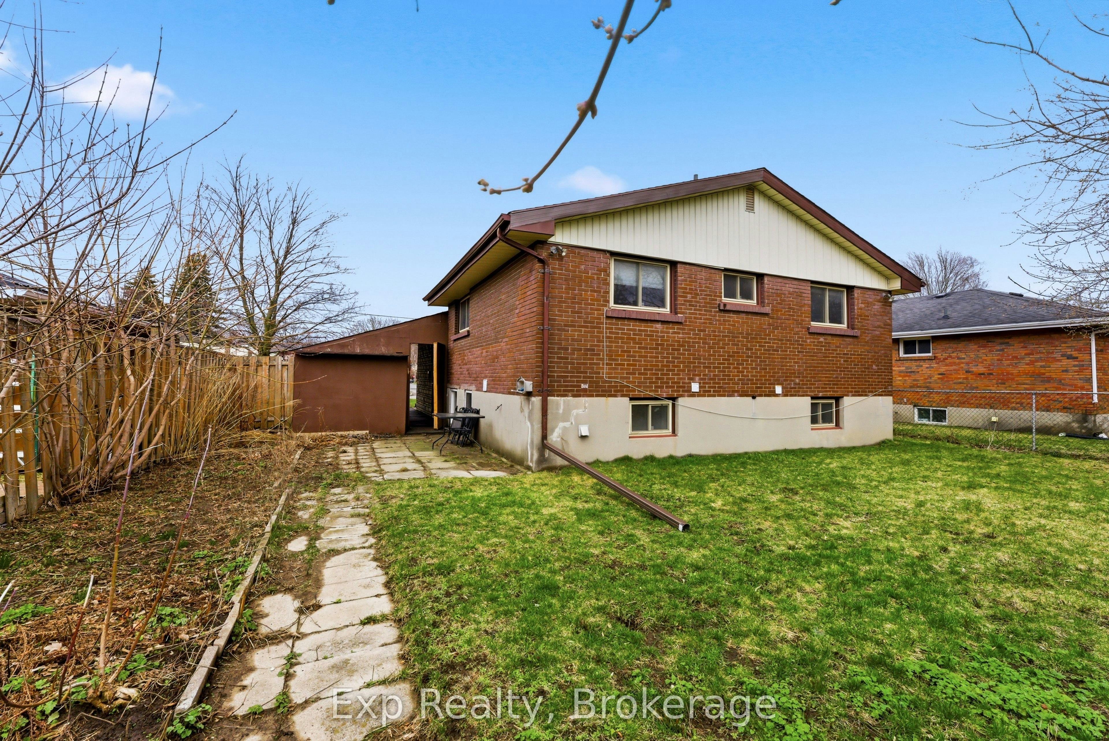 Lower Unit-10 Plaza Square, Belleville, ON, K8N 4J3 - 16