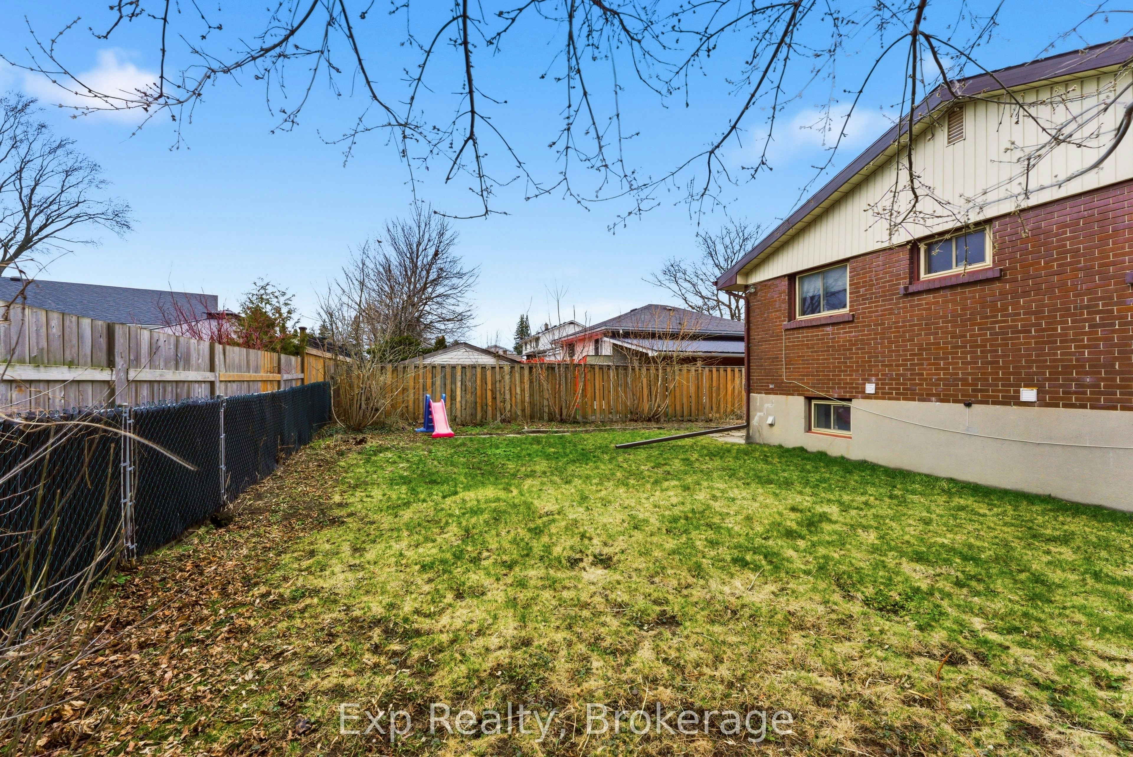 Lower Unit-10 Plaza Square, Belleville, ON, K8N 4J3 - 18