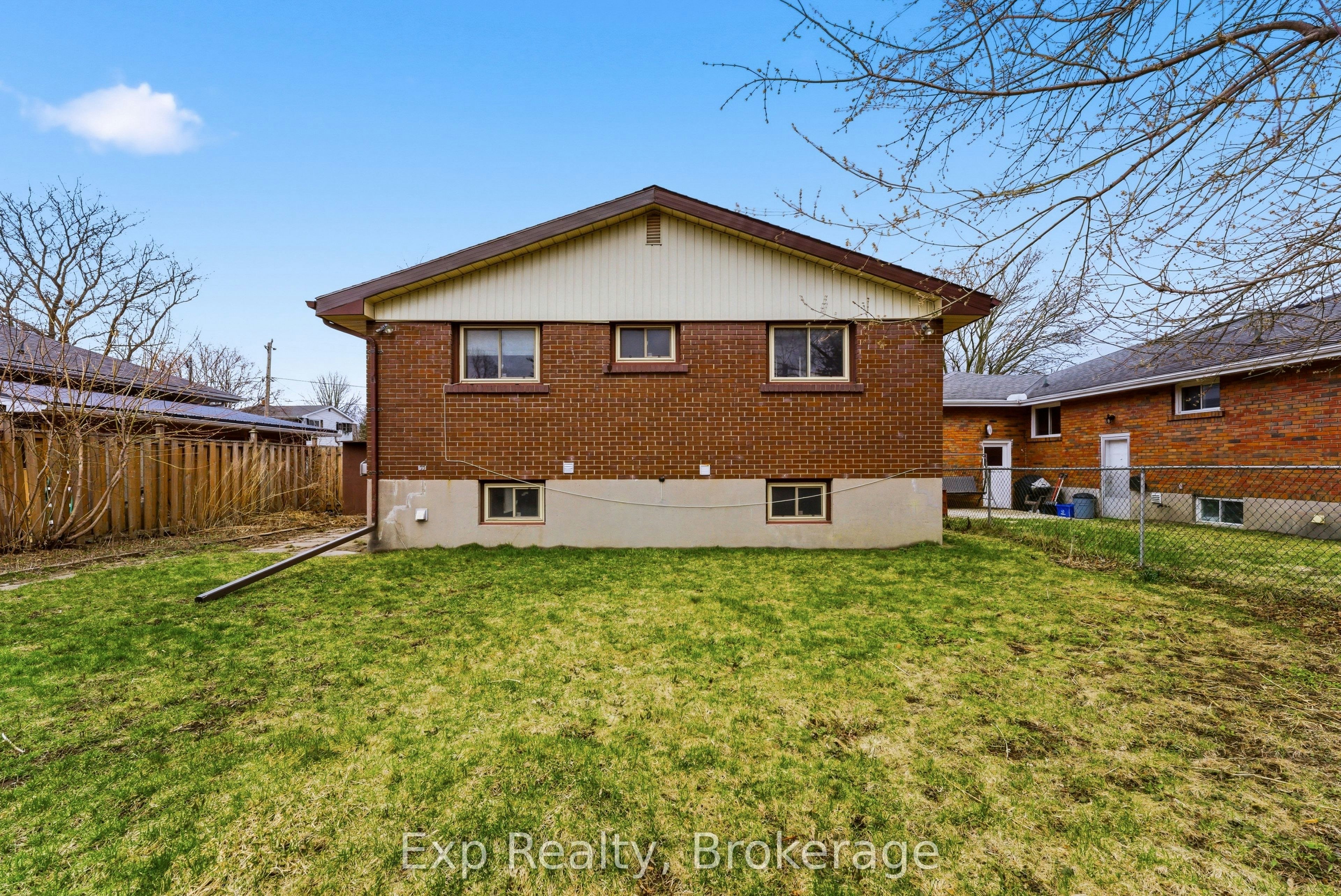 Lower Unit-10 Plaza Square, Belleville, ON, K8N 4J3 - 17