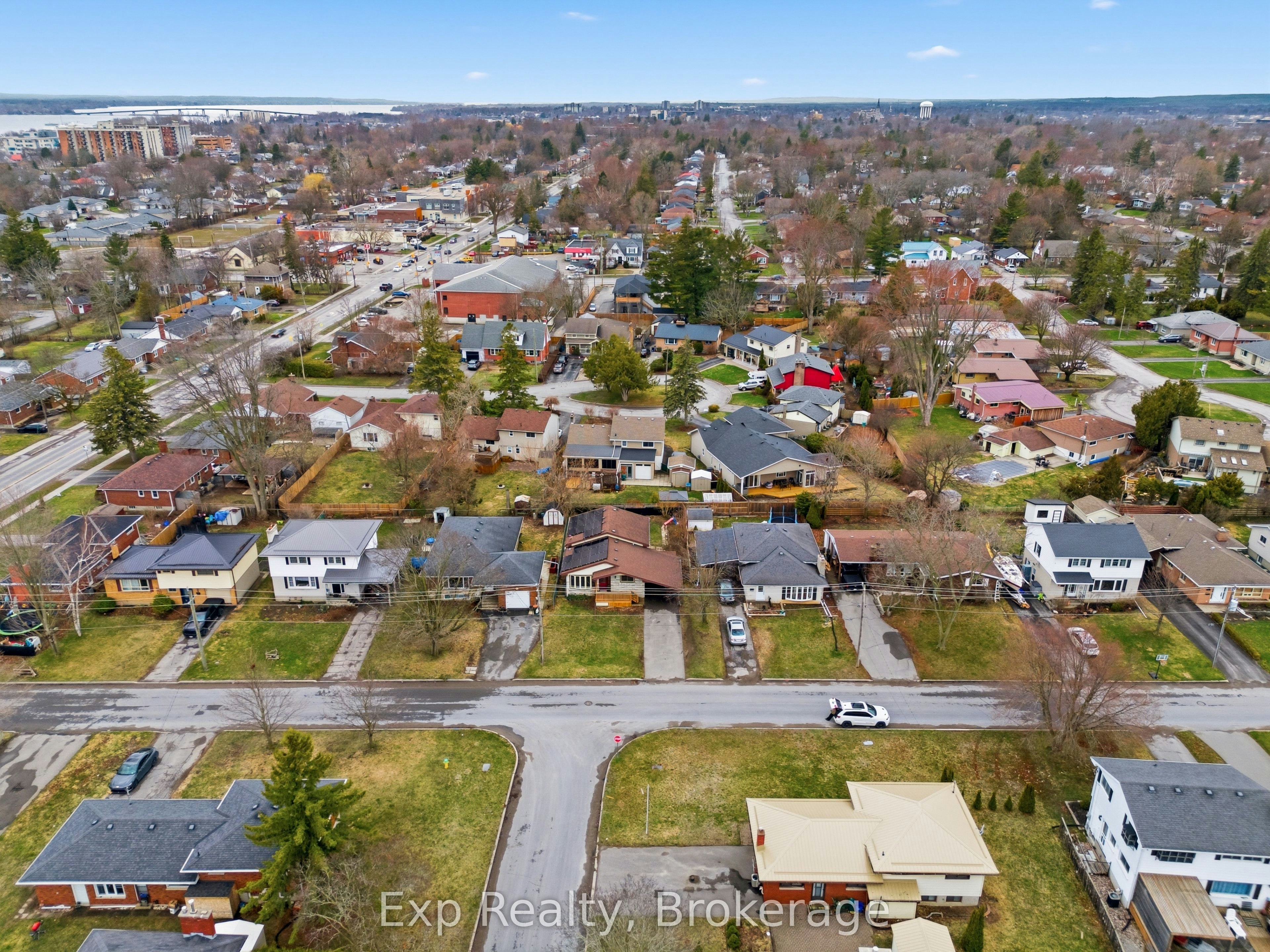 Lower Unit-10 Plaza Square, Belleville, ON, K8N 4J3 - 22