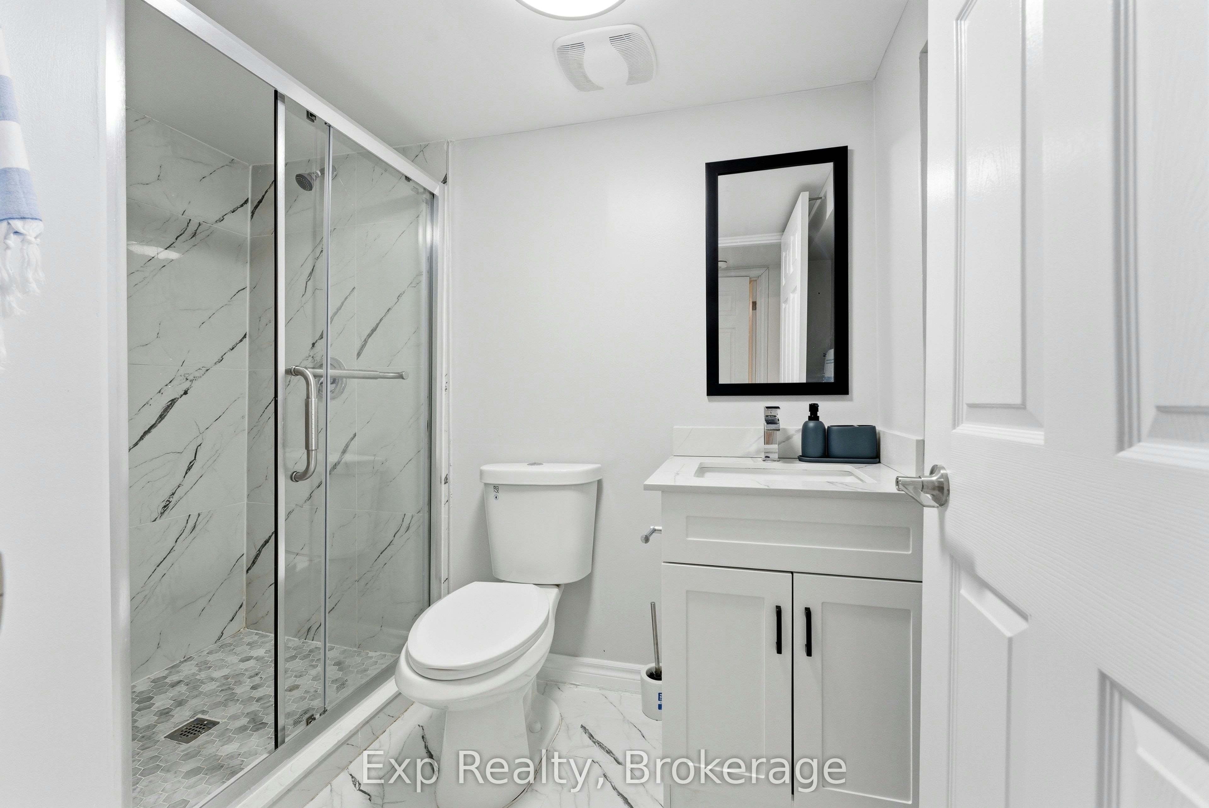 Lower Unit-10 Plaza Square, Belleville, ON, K8N 4J3 - 15
