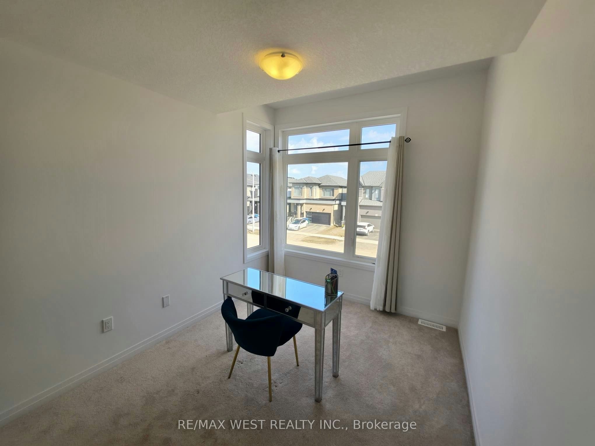 889 Douro Street, Perth East, ON, N5A 0M3 - 9