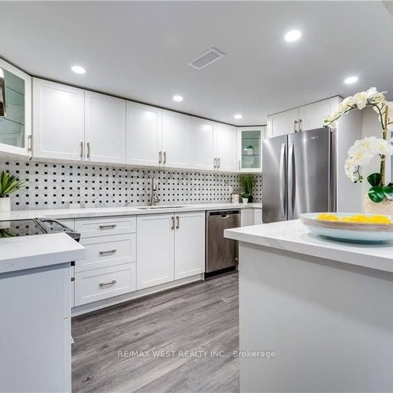 Basement-150 West 27th Street, Hamilton, ON, L9C 5A3 - 9
