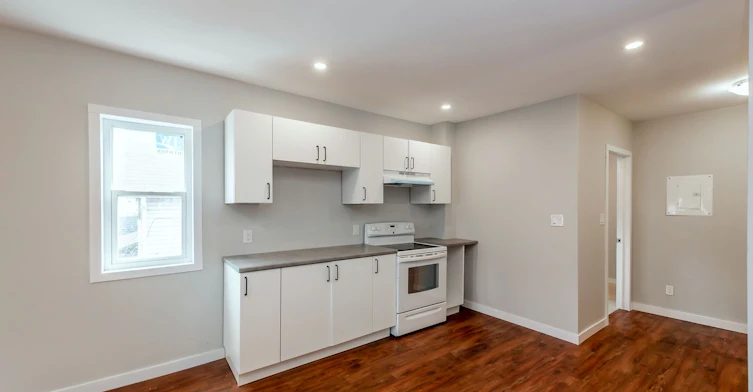 A-104 Beach Road, Hamilton, ON, L8L 3Z9 - 6