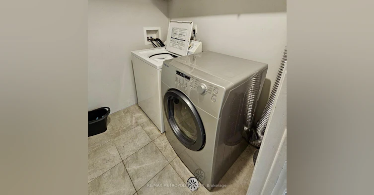 BSMT-7 Medhurst Drive, Ottawa, ON, K2G 3X7 - 11