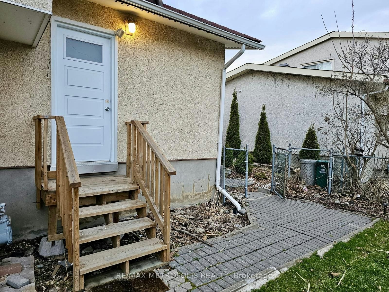 BSMT-7 Medhurst Drive, Ottawa, ON, K2G 3X7 - 4