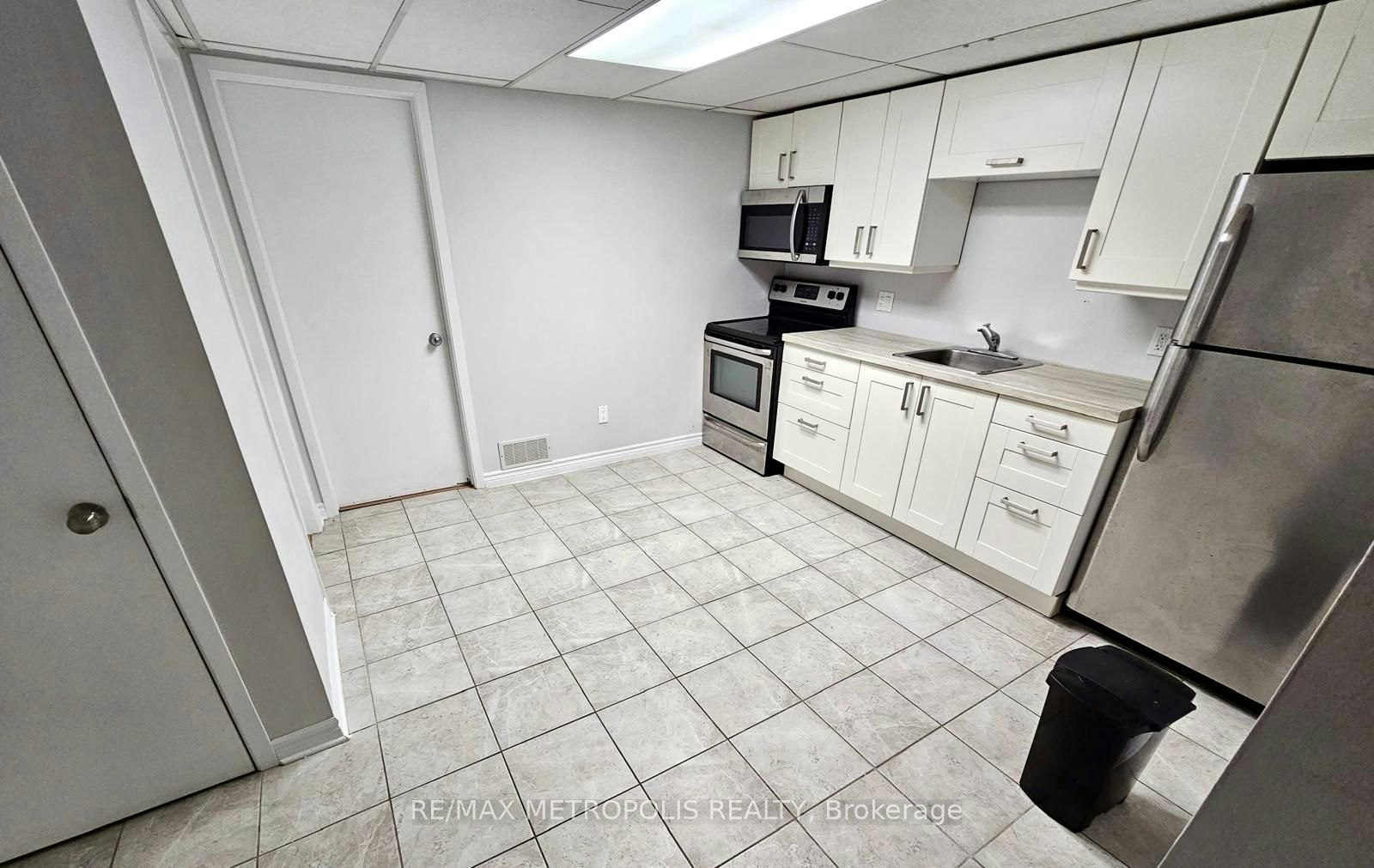 BSMT-7 Medhurst Drive, Ottawa, ON, K2G 3X7 - 6