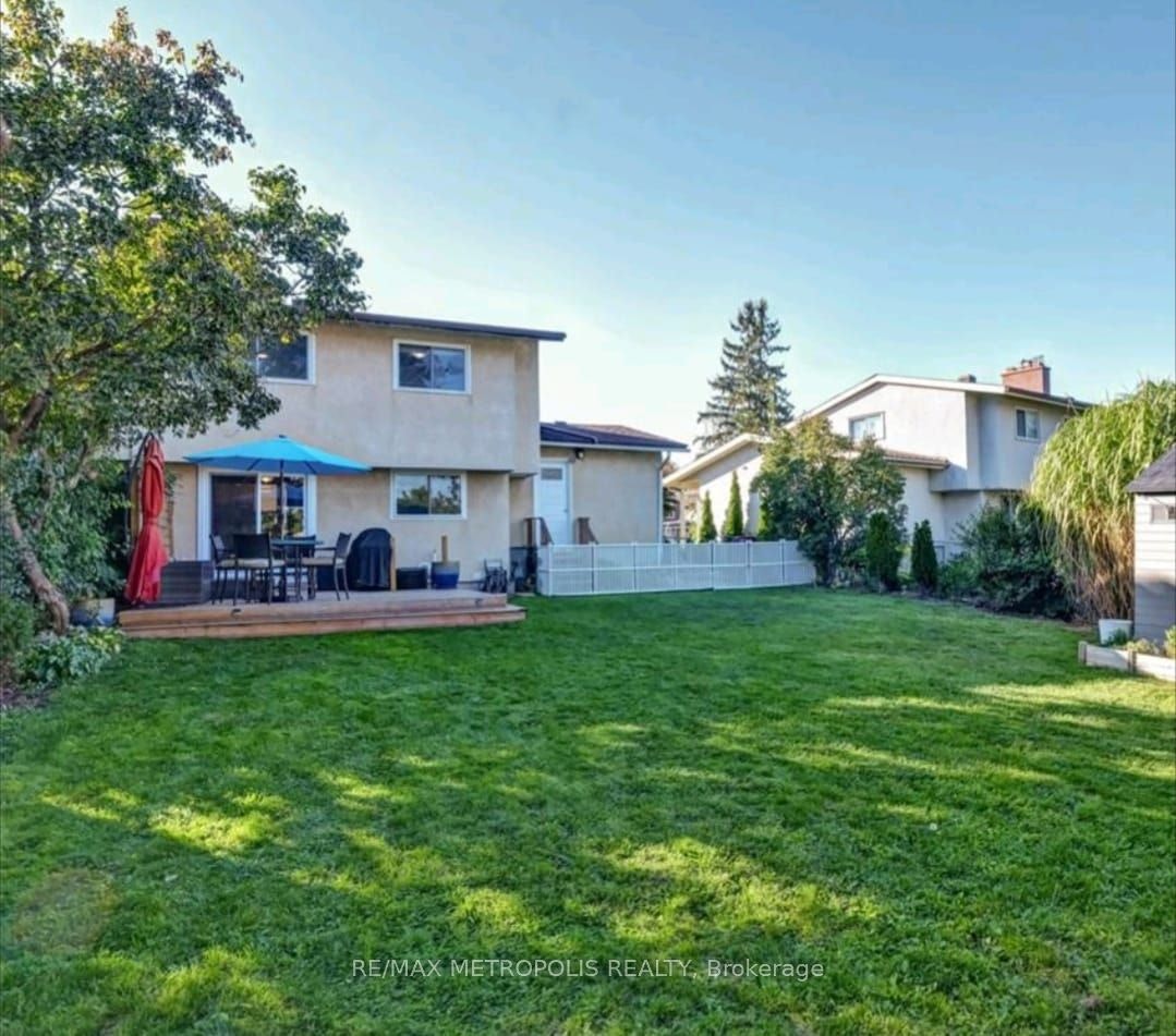 BSMT-7 Medhurst Drive, Ottawa, ON, K2G 3X7 - 12