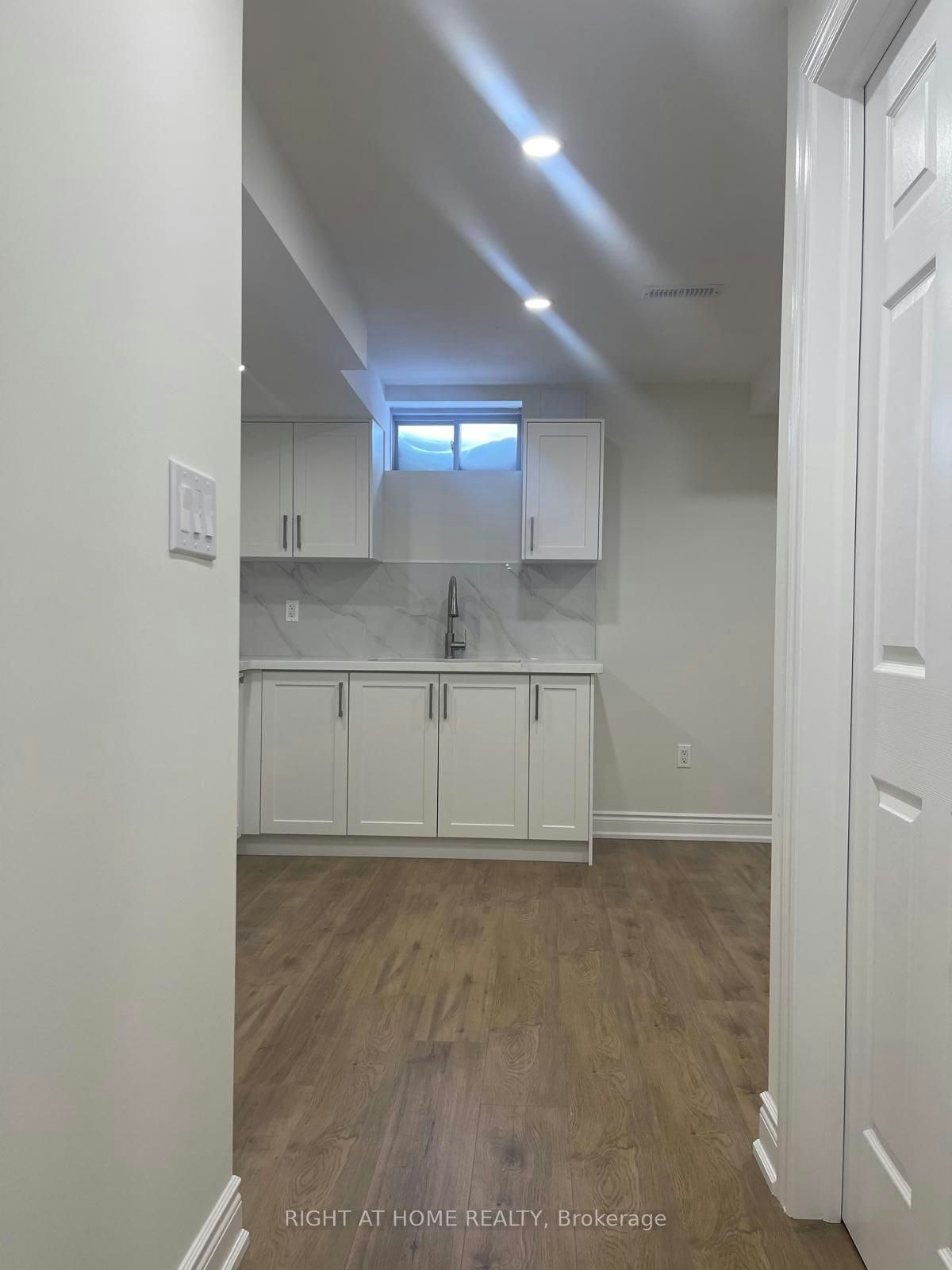 Bsmt-49 Masters Street, Welland, ON, L3B 0N4 - 3