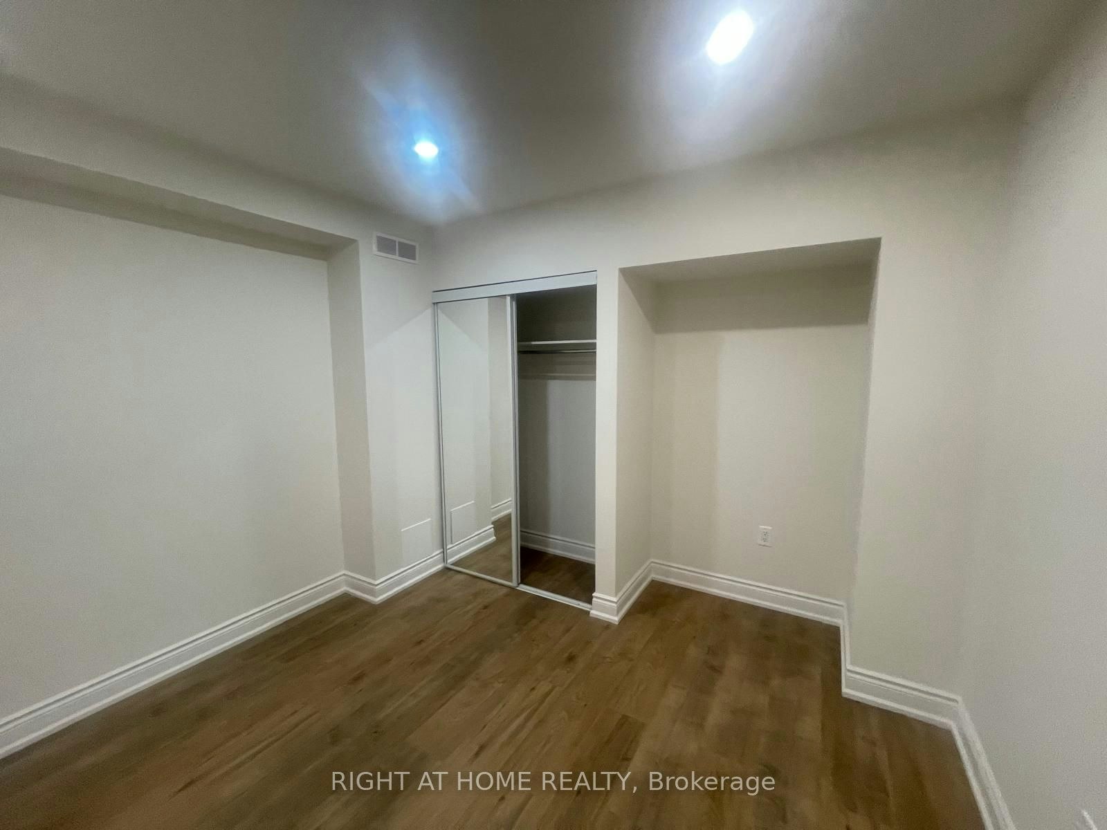 Bsmt-49 Masters Street, Welland, ON, L3B 0N4 - 11