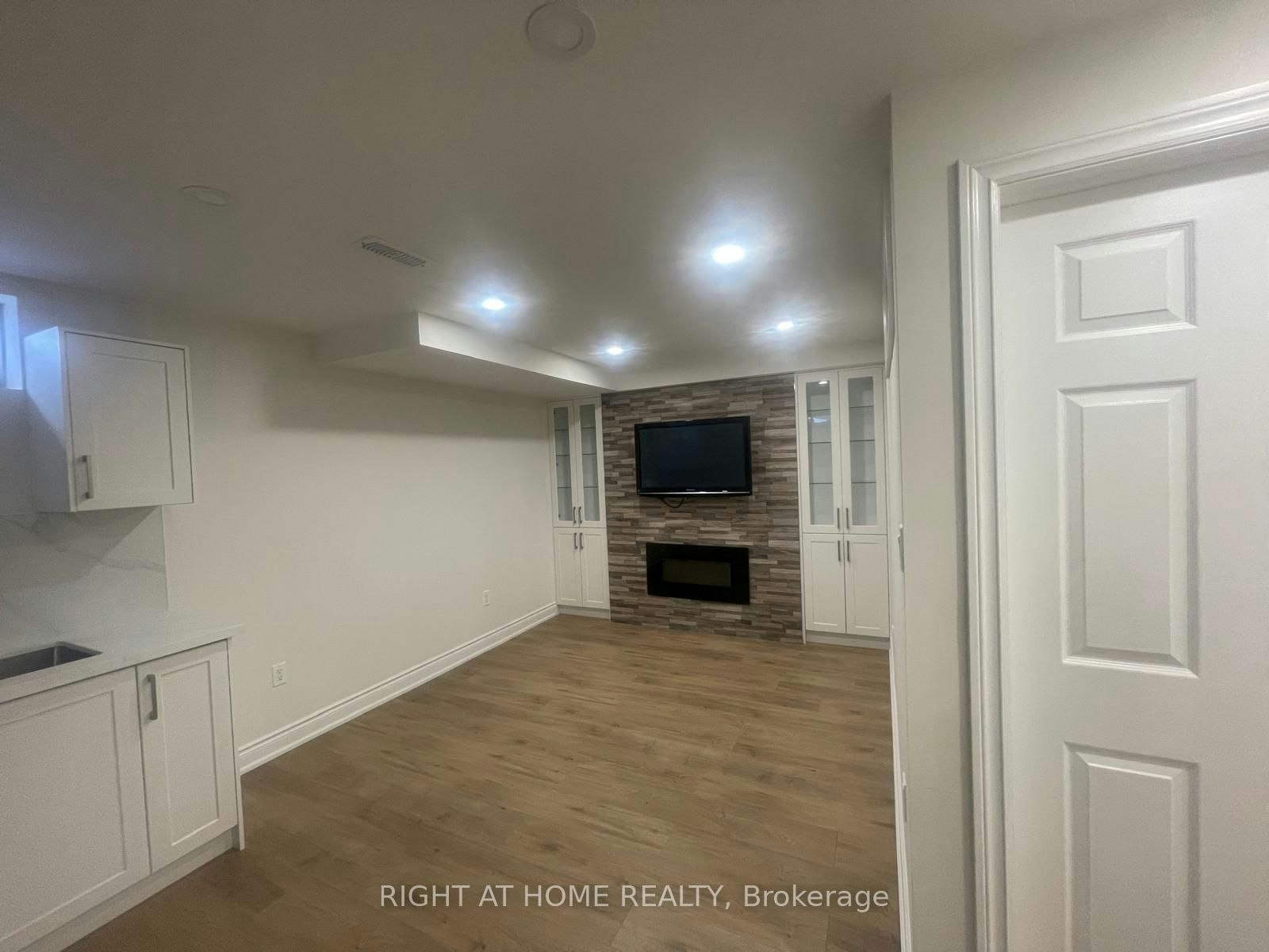 Bsmt-49 Masters Street, Welland, ON, L3B 0N4 - 6