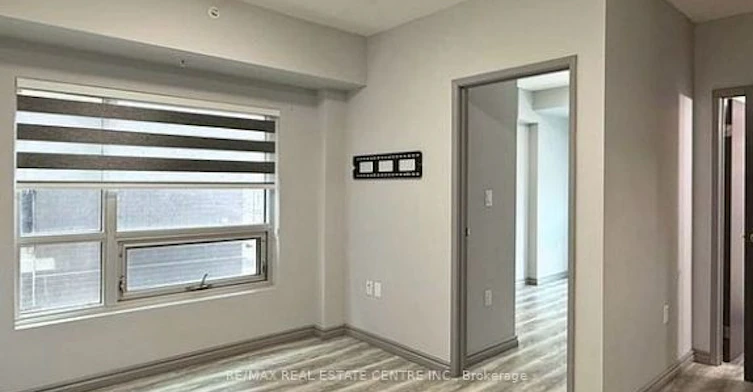 B 104-275 Larch Street, Waterloo, ON, N2L 3R2 - 4