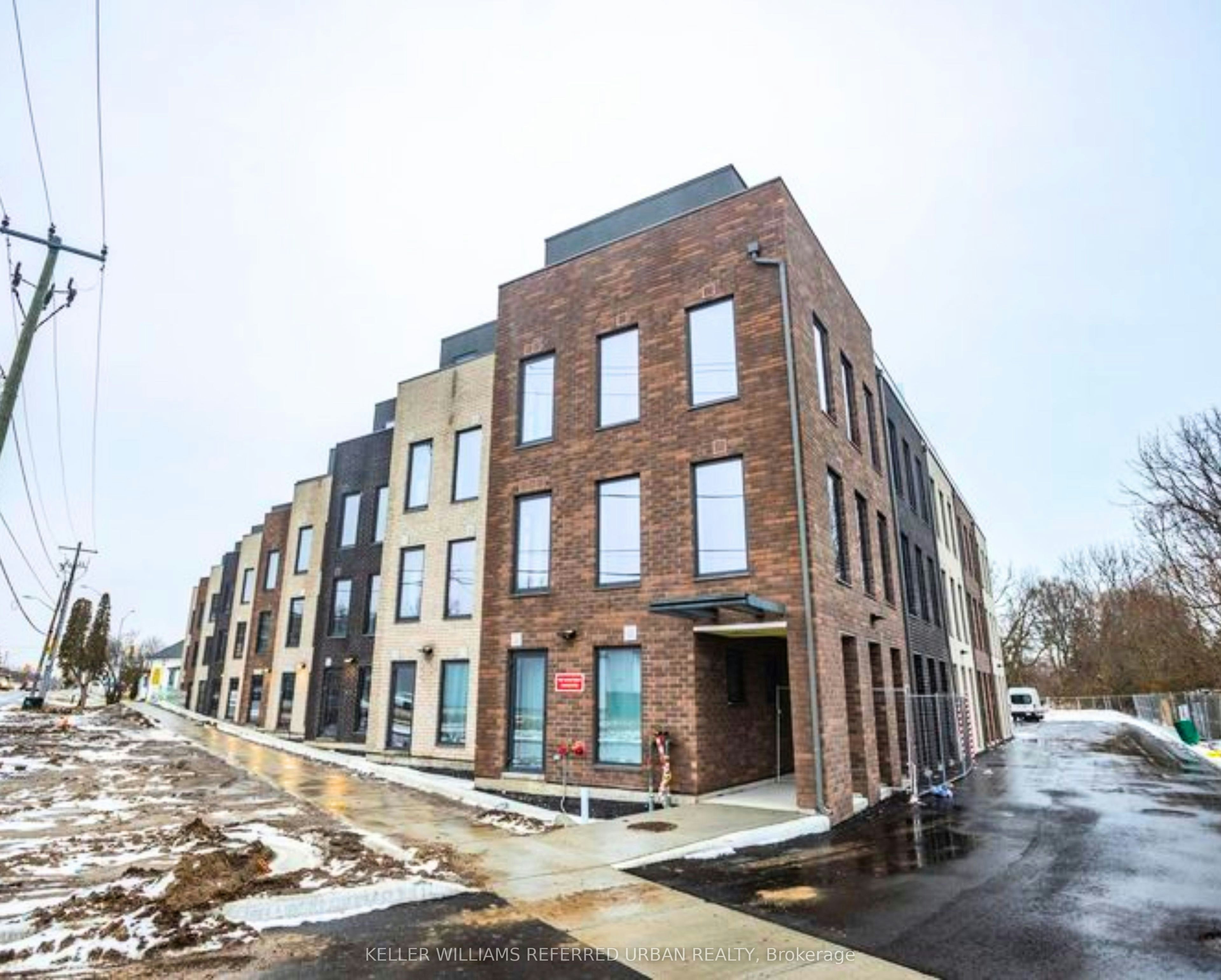 216-325 University Avenue W, Cobourg, ON, K9A 2H9