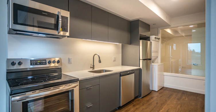 303-325 University Avenue W, Cobourg, ON, K9A 3S9 - 8