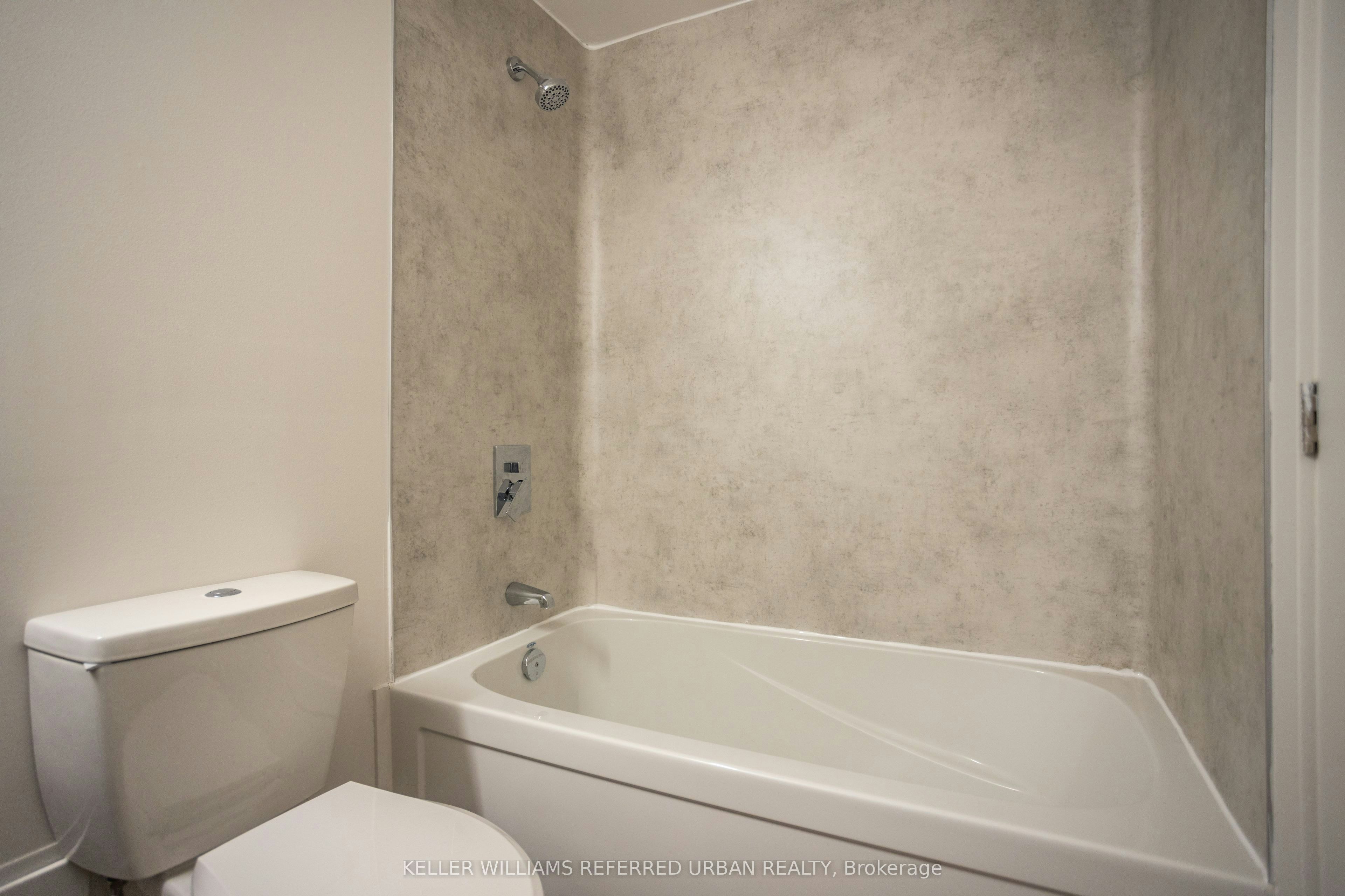 303-325 University Avenue W, Cobourg, ON, K9A 3S9 - 4