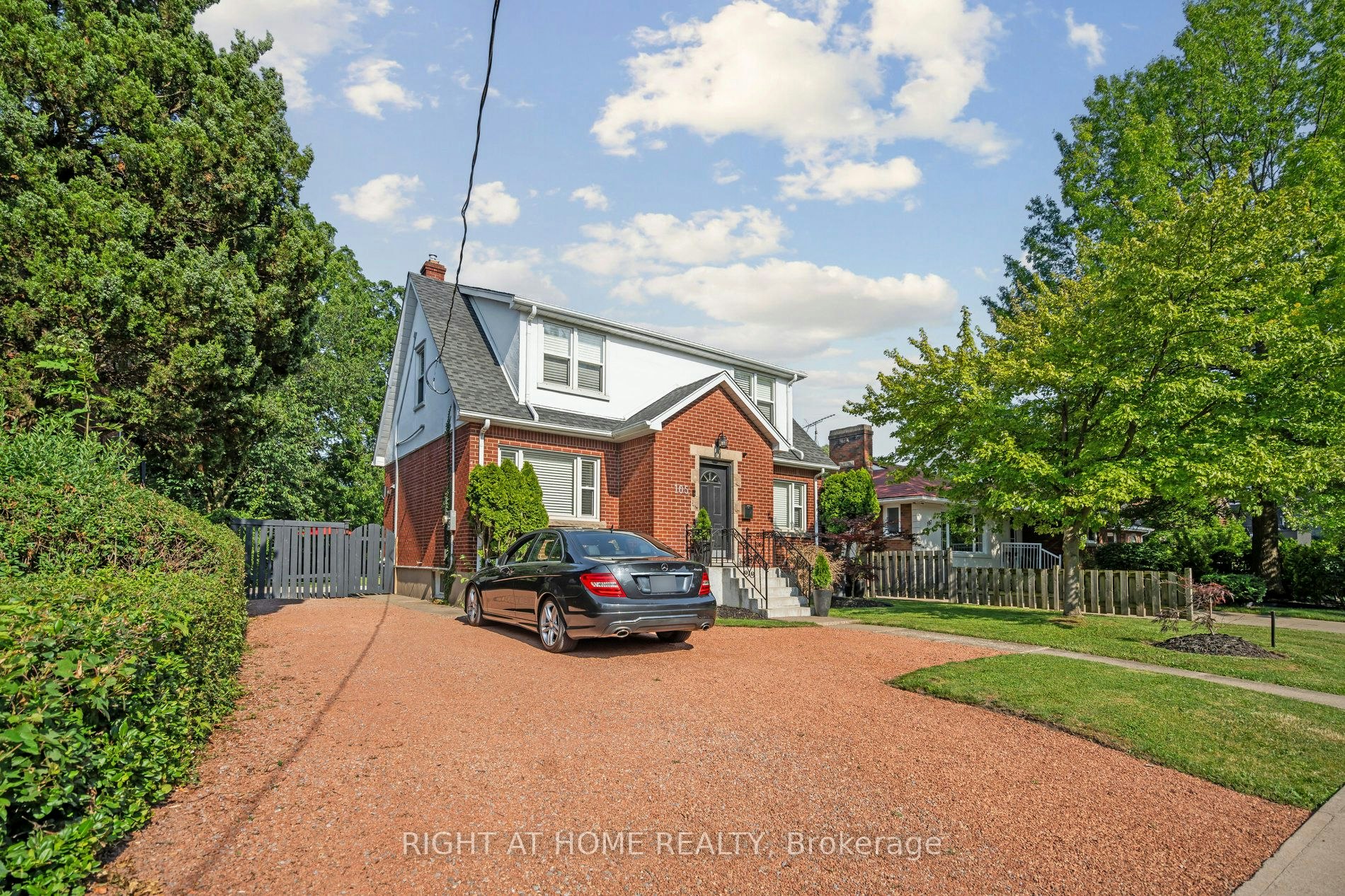 105 Glenridge Avenue, St. Catharines, ON, L2R 4X5