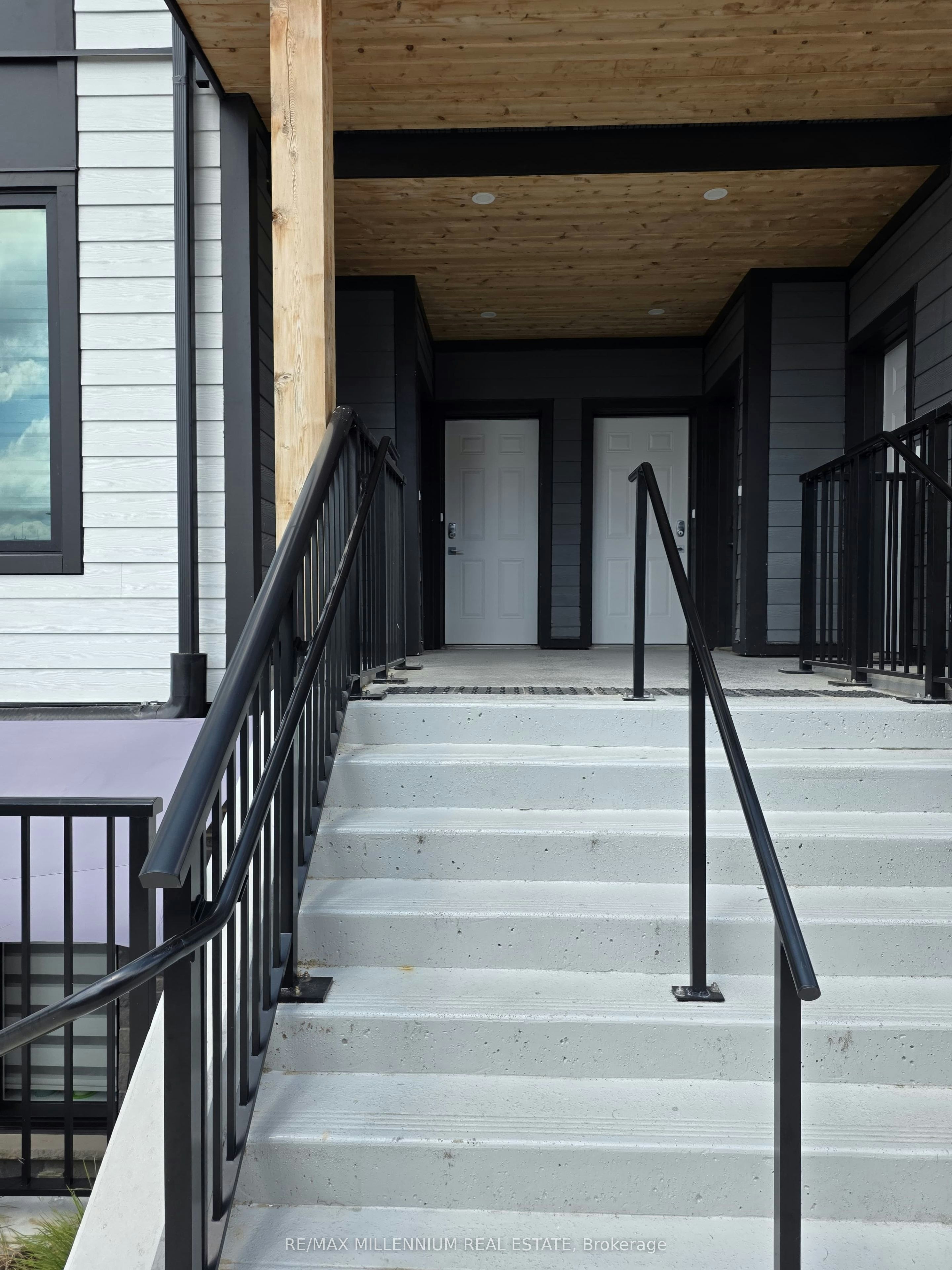 320-708 Woolwich Street, Guelph, ON, N1H 0C8