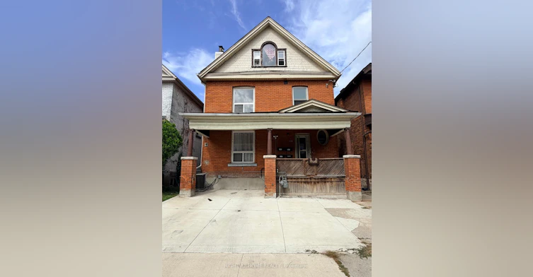 110 Mrytle Avenue, Hamilton, ON, L8M 2G2