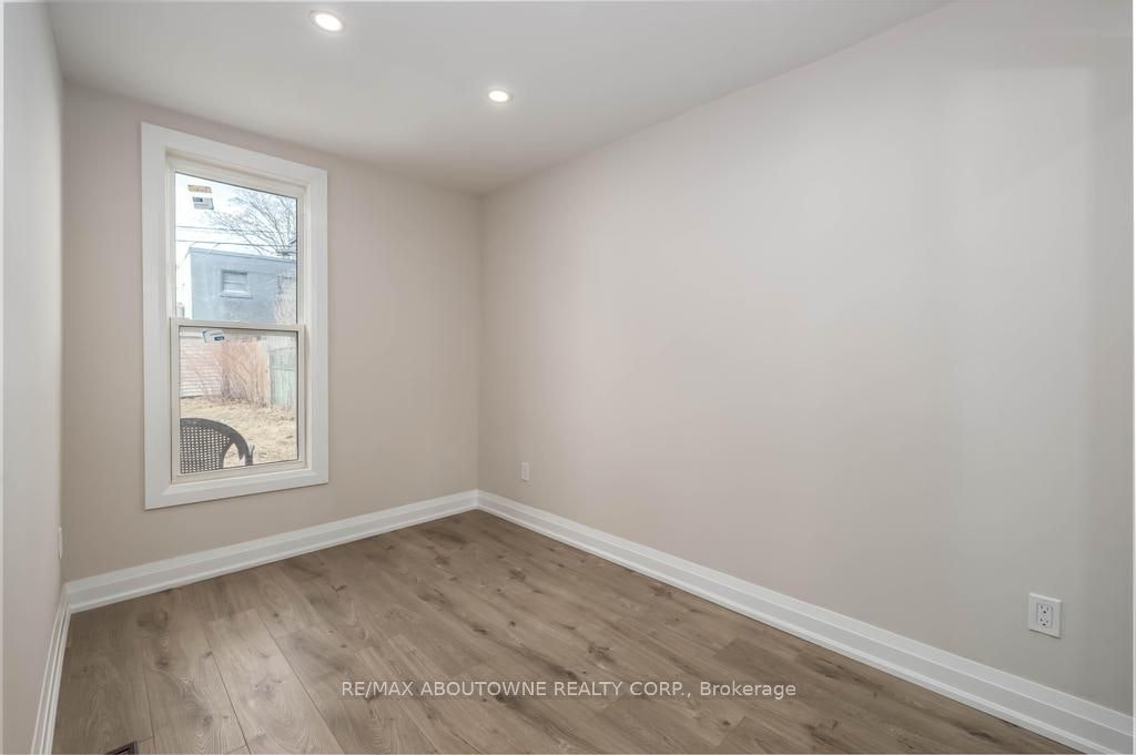 131 West Avenue N, Hamilton, ON, L8L 5C4 - 9