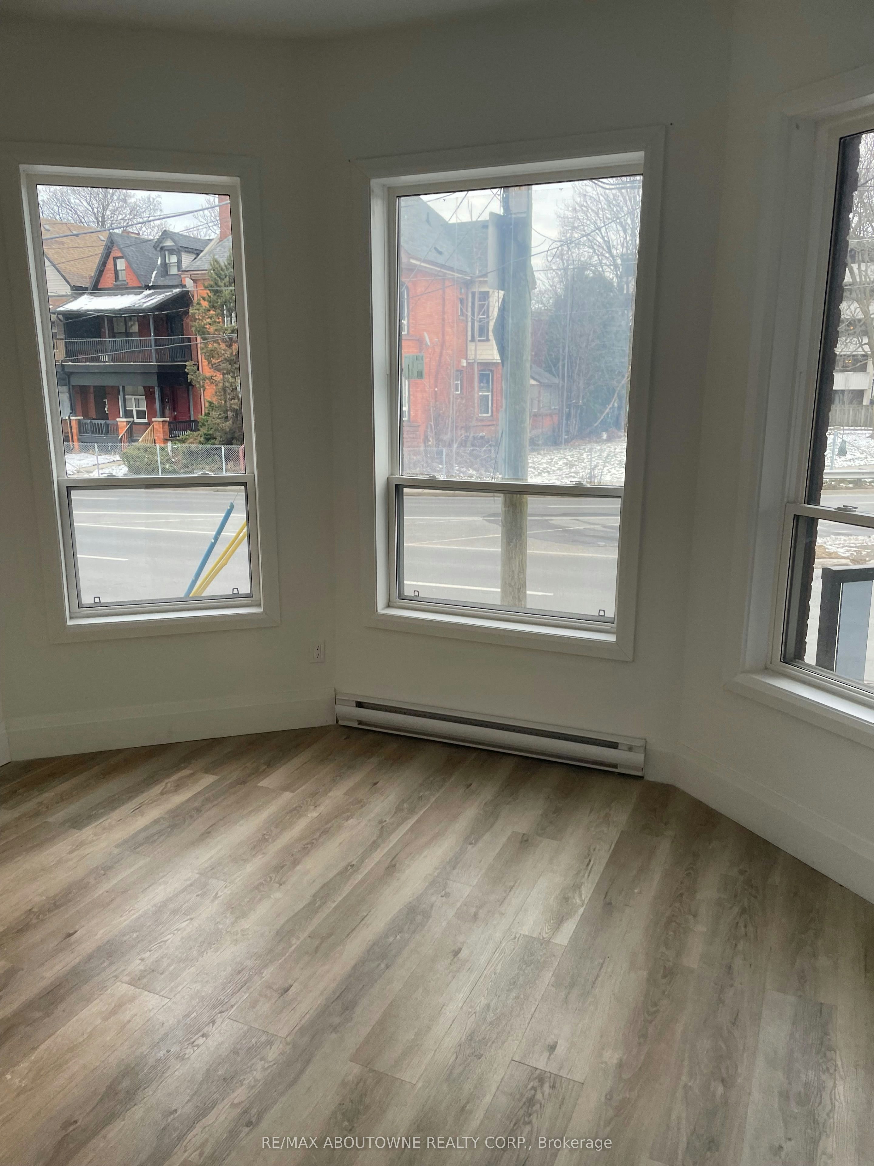 101-66 Wellington Street S, Hamilton, ON, L8N 2R1 - 8
