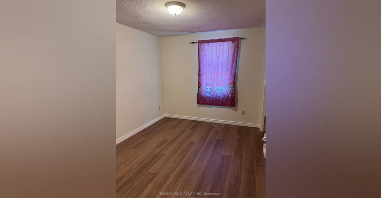 345 Imperial Road S, Guelph, ON, N1K 1L7 - 7