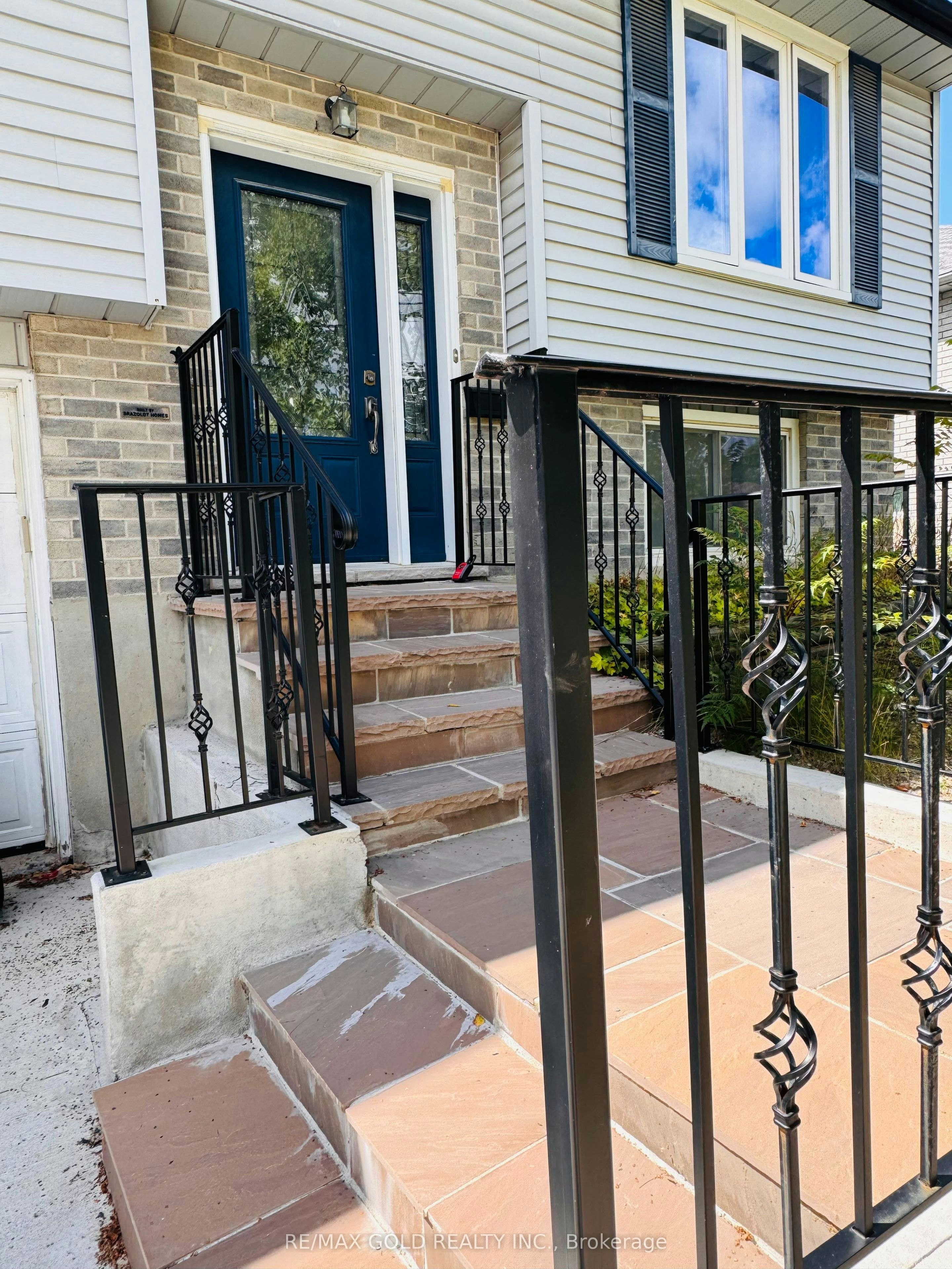 345 Imperial Road S, Guelph, ON, N1K 1L7 - 2