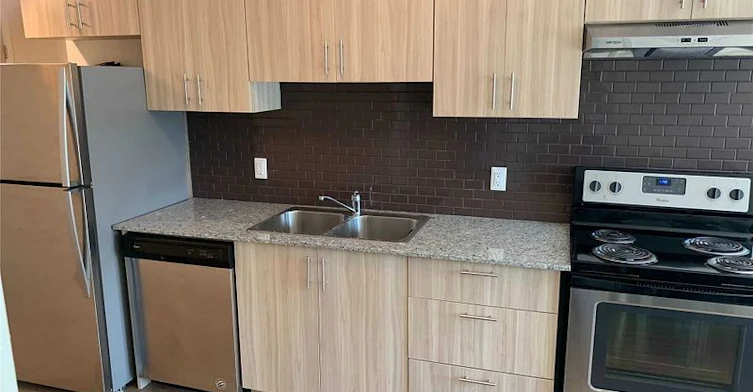 G101-275 Larch Street, Waterloo, ON, N2L 3R2 - 10