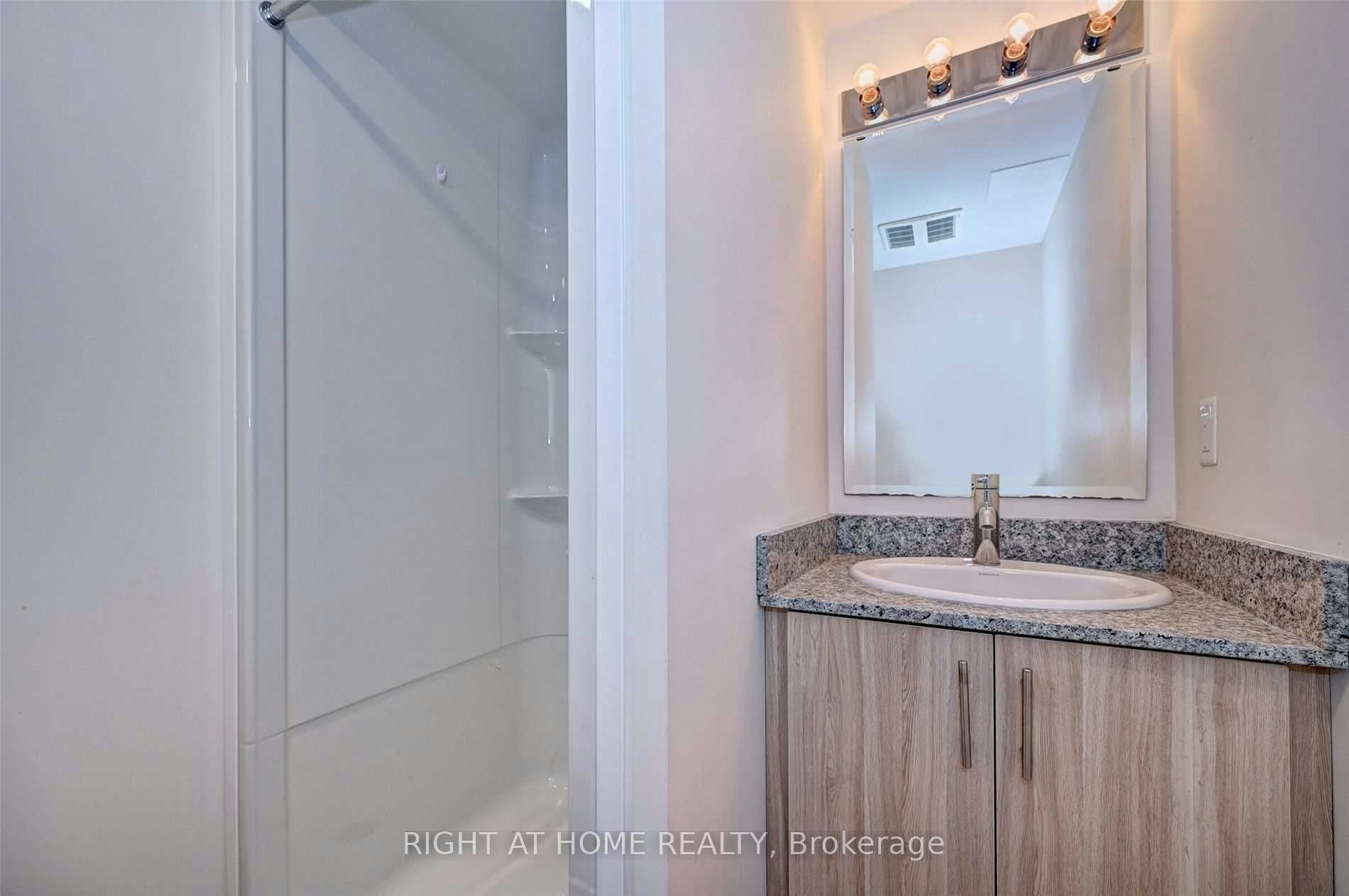 G101-275 Larch Street, Waterloo, ON, N2L 3R2 - 9