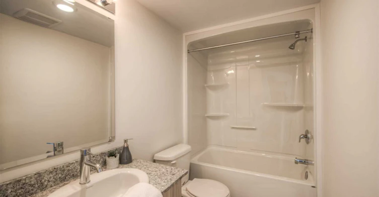 G101-275 Larch Street, Waterloo, ON, N2L 3R2 - 7