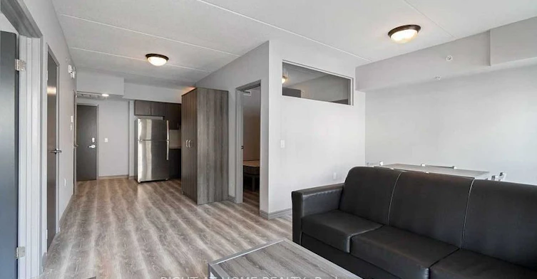 G101-275 Larch Street, Waterloo, ON, N2L 3R2 - 14