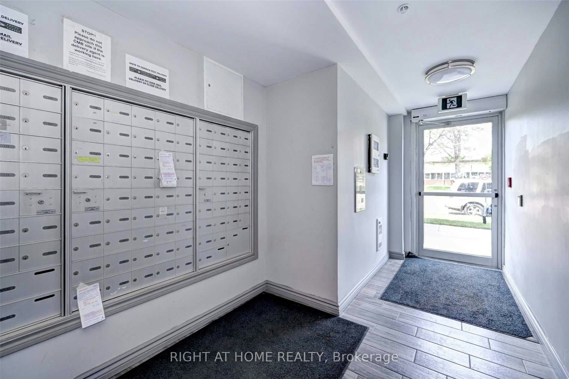 G101-275 Larch Street, Waterloo, ON, N2L 3R2 - 6