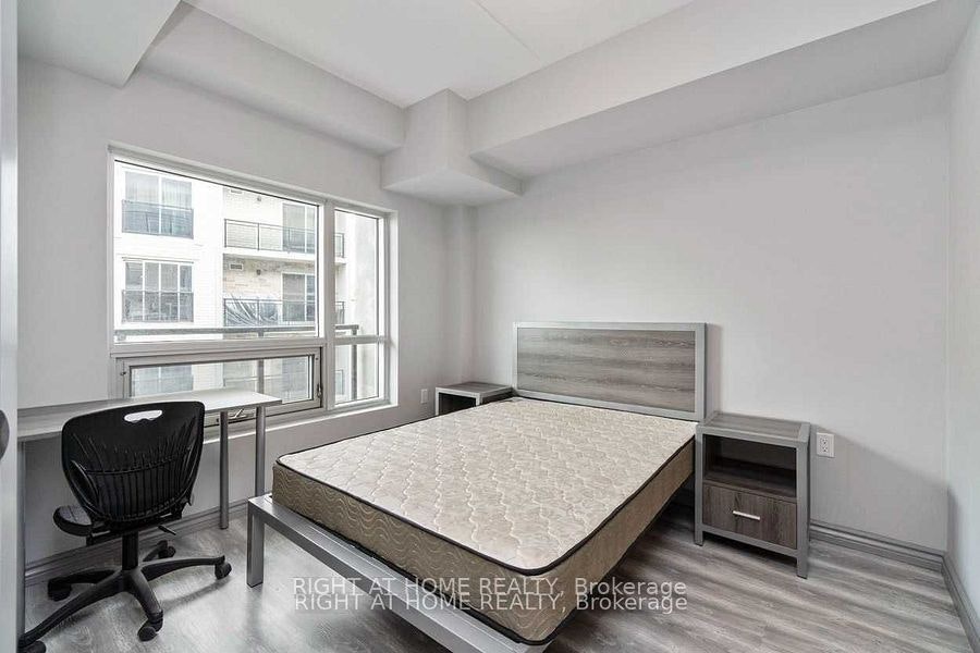 G101-275 Larch Street, Waterloo, ON, N2L 3R2 - 13