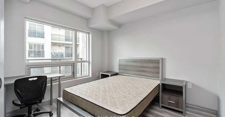 G101-275 Larch Street, Waterloo, ON, N2L 3R2 - 13