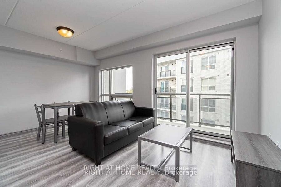 G101-275 Larch Street, Waterloo, ON, N2L 3R2 - 11