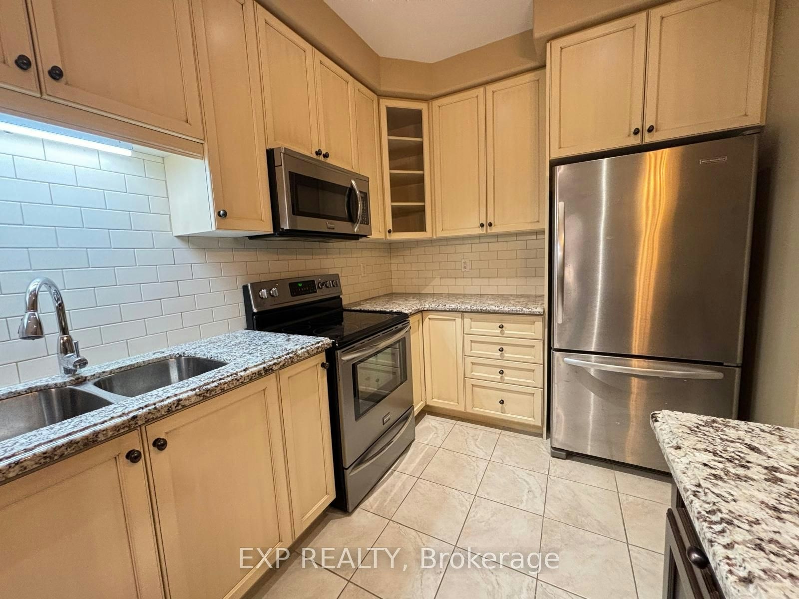 16-6 Chestnut Drive, Grimsby, ON, L3M 0C4 - 13