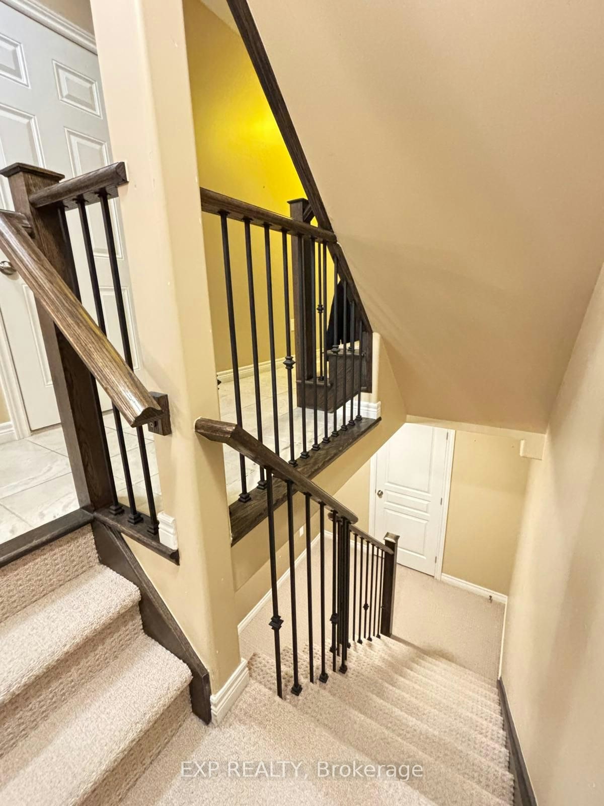 16-6 Chestnut Drive, Grimsby, ON, L3M 0C4 - 10